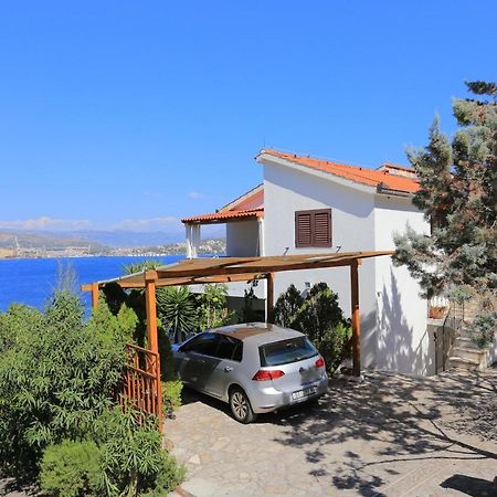Apartments By The Sea Okrug Donji, Ciovo - 12502 โอครูกกอร์นญี ภายนอก รูปภาพ