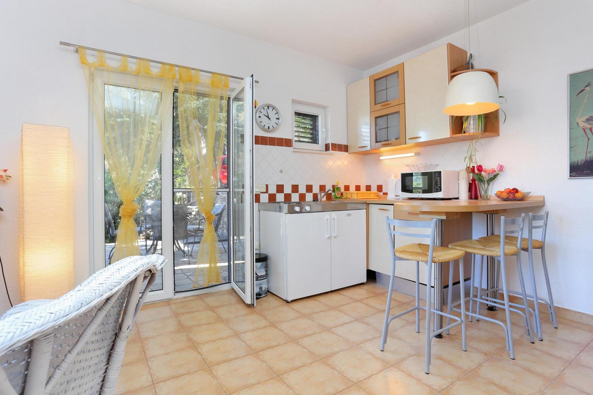 Apartments By The Sea Okrug Donji, Ciovo - 12502 โอครูกกอร์นญี ห้อง รูปภาพ