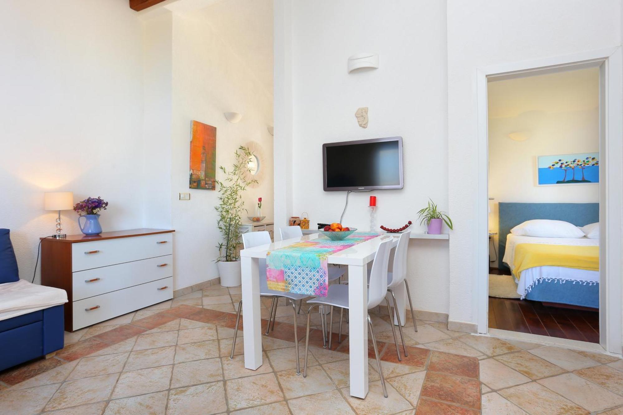 Apartments By The Sea Okrug Donji, Ciovo - 12502 โอครูกกอร์นญี ห้อง รูปภาพ